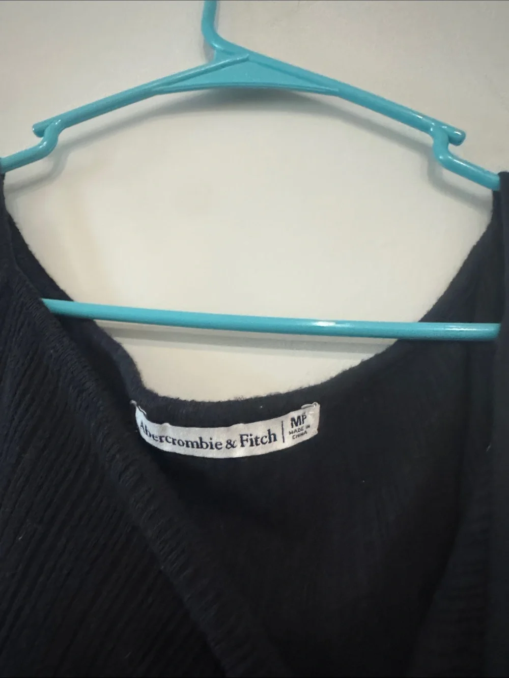 Abercrombie & Fitch sleeveless knit